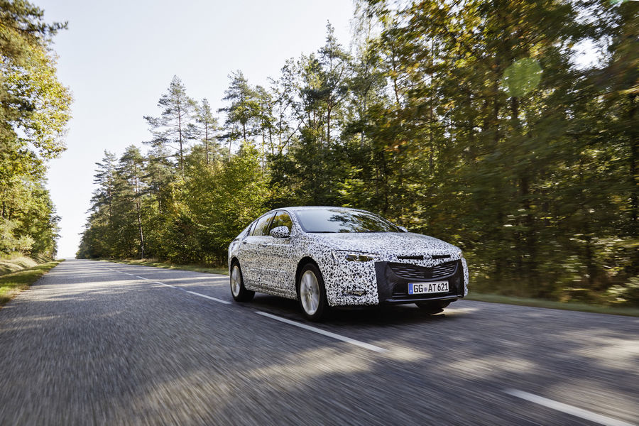 opel-insignia-grand-sport-nurburgring-4
