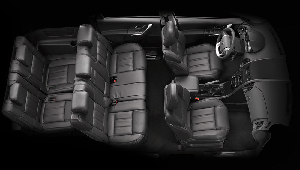 nuovo-mahindra-xuv500-my17-6