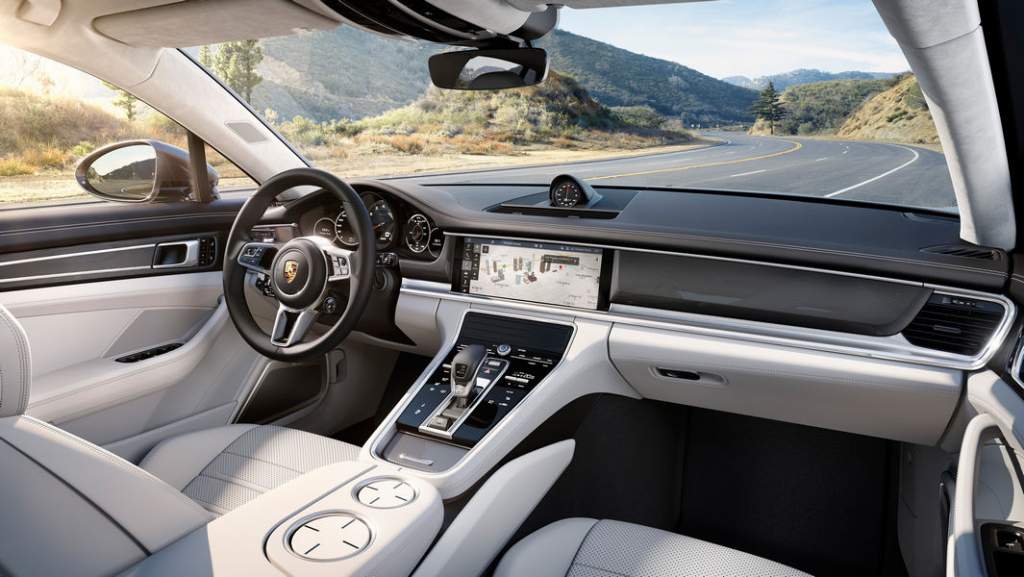 porsche-panamera-turbo-1