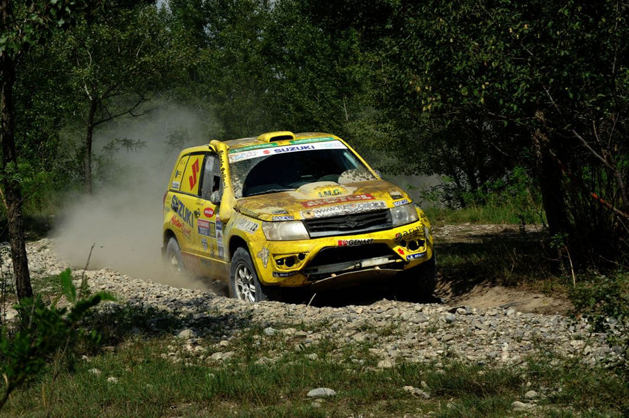 Lorenzo Codeca e Bruno Fedullo Suzuki Grand Vitara V 6 209