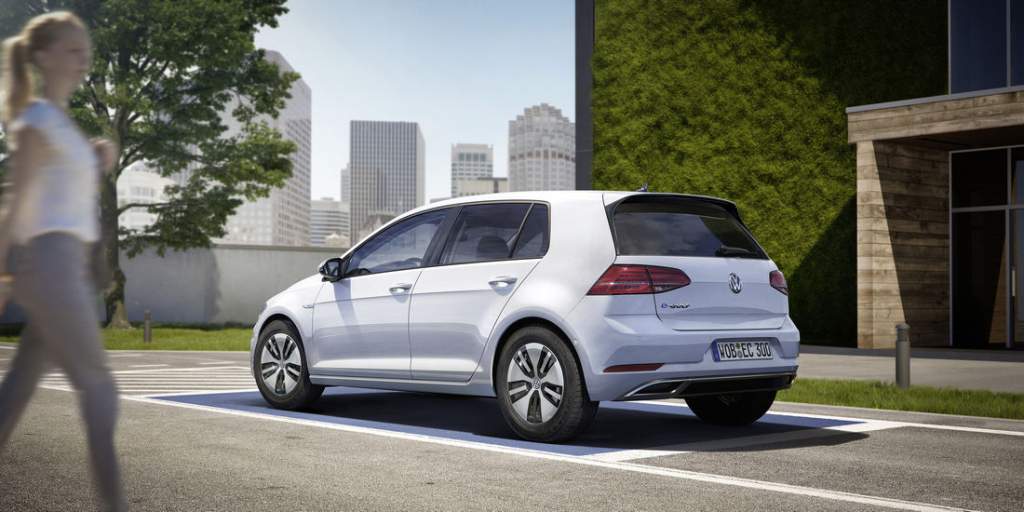 volkswagen-e-golf-2017-2