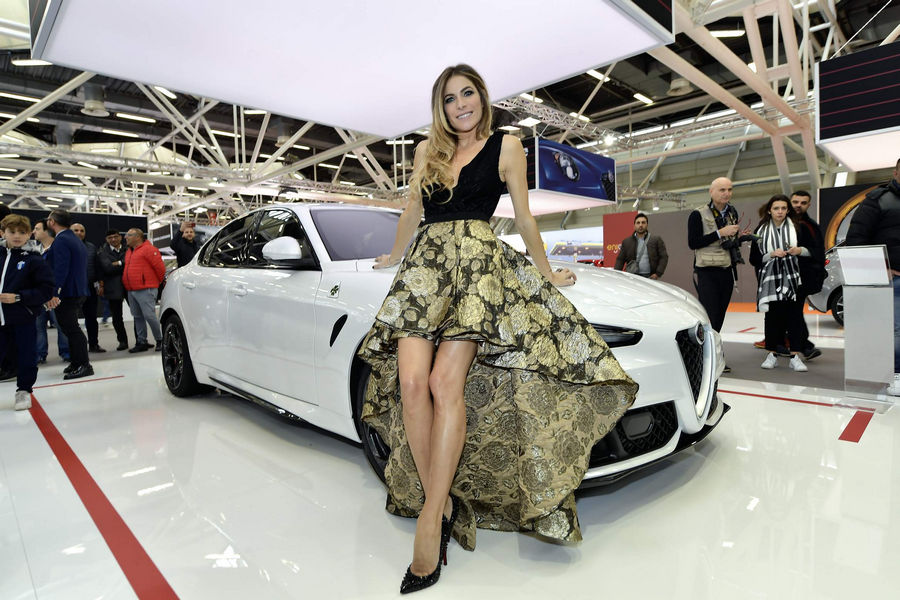 motor-show-2016-eleonora-pedron-9