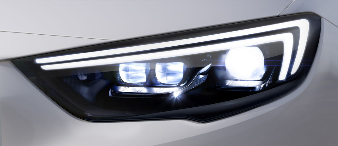 New Opel Insignia Grand Sport