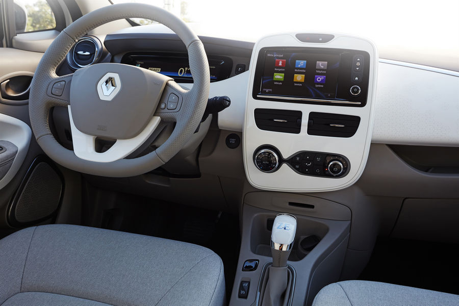 renault-zoe-2017-94