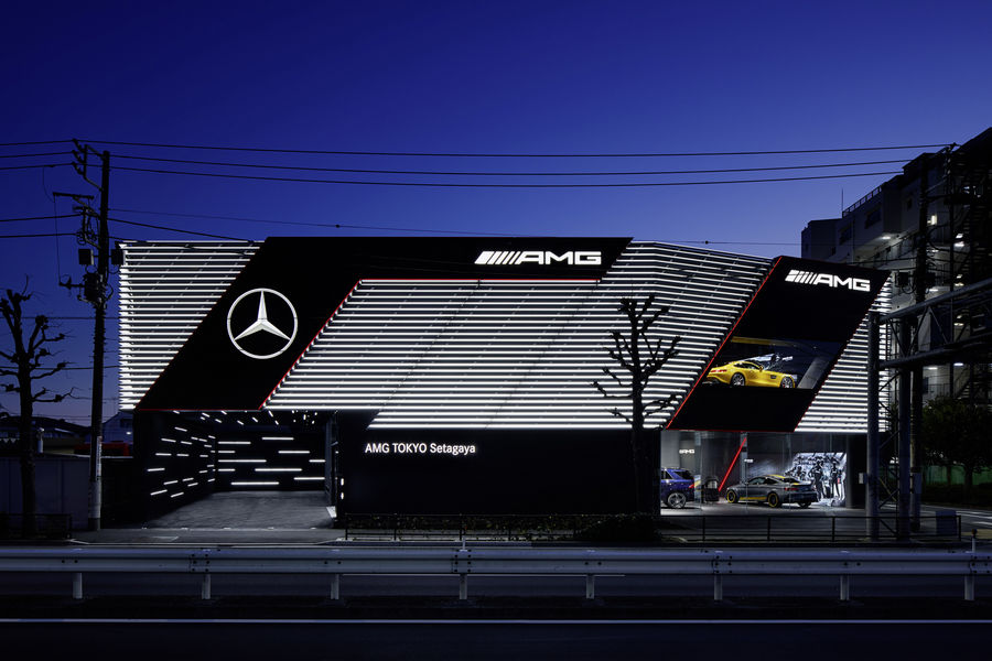 Mercedes-AMG Showroom in Tokio Setagaya