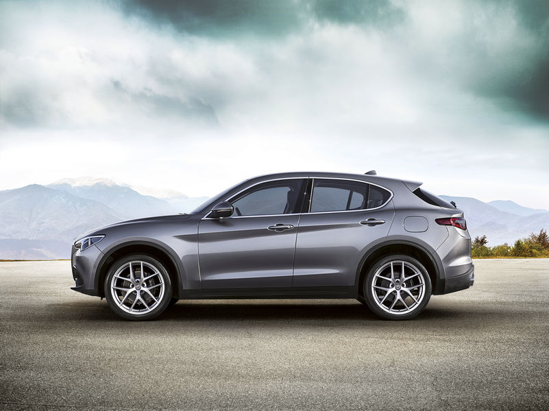 alfa-romeo-stelvio-first-edition-3