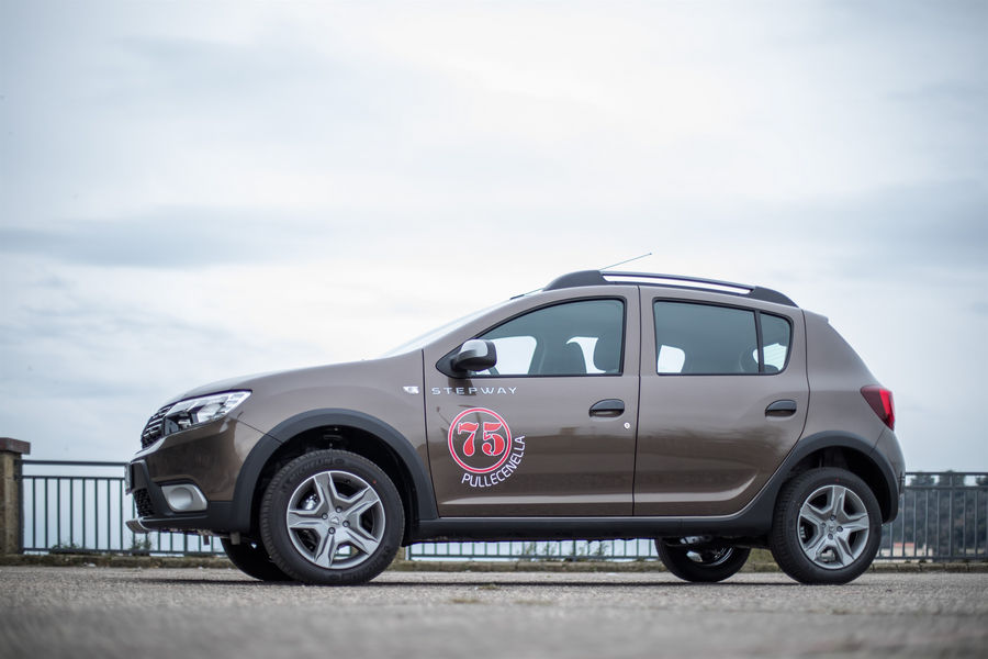 dacia-sandero-stepway-2017-napoli-21