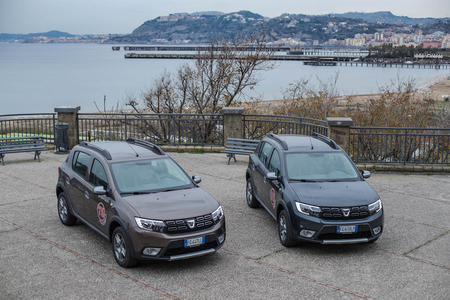 dacia-sandero-stepway-2017-napoli-29