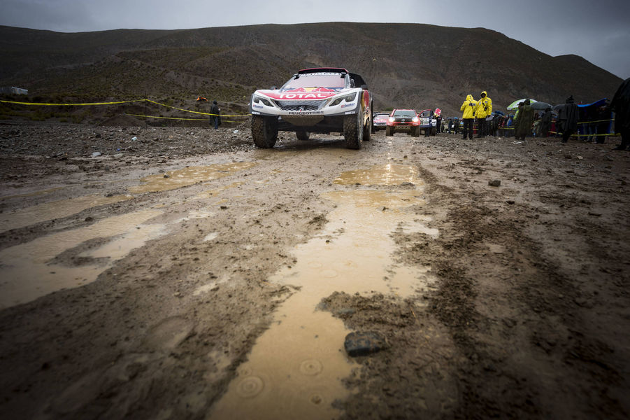 dakar-2017-5-tappa-peugeot-2