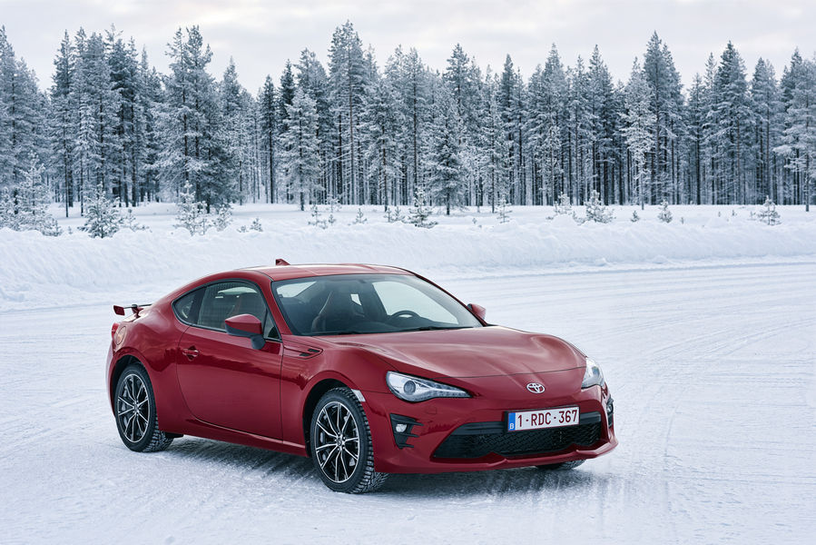 toyota-gt86-my-2017-89