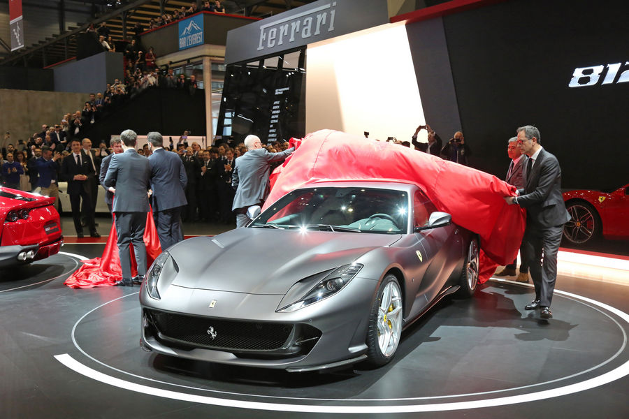 ferrari-812-superfast-ginevra-2017-2