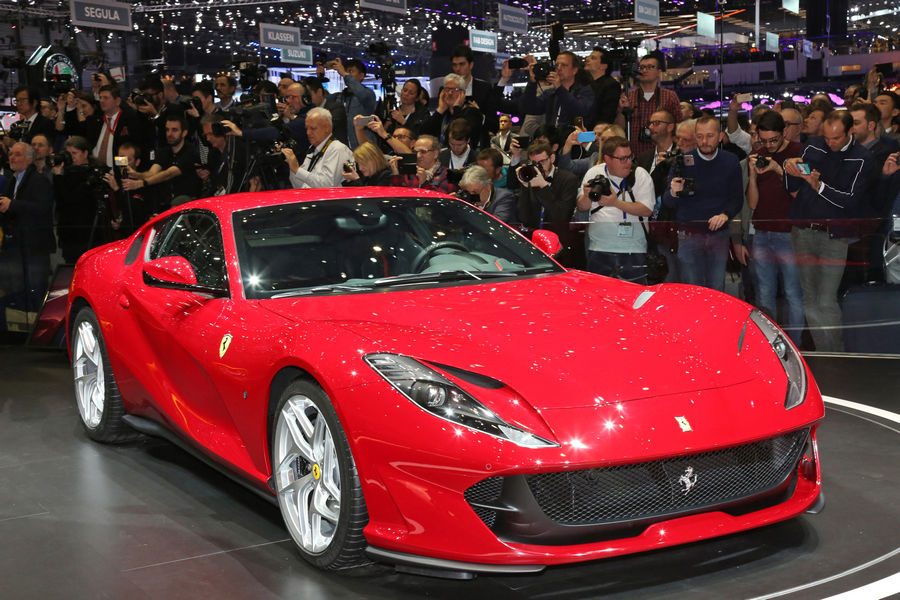 ferrari-812-superfast-ginevra-2017-7