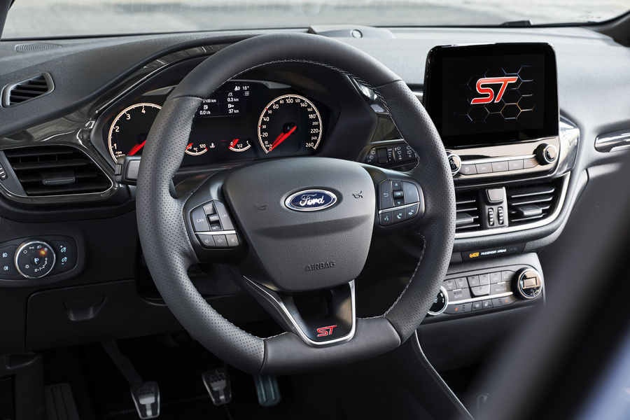 ford-fiesta-st-ginevra-2017-17