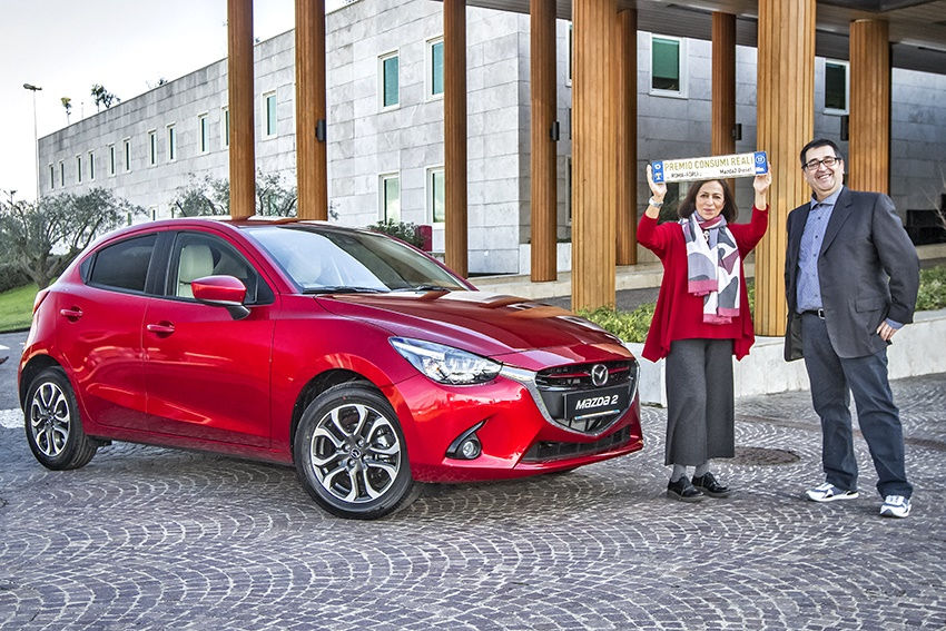 mazda2-premio-consumi-record