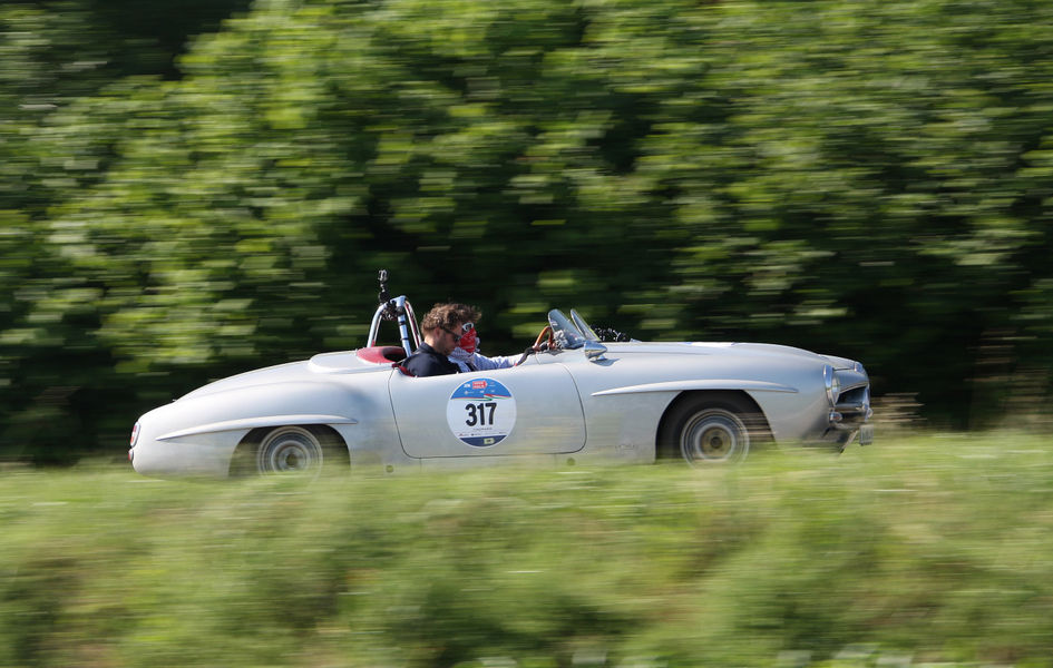 Mercedes-Benz Classic startet mit zehn Fahrzeugen in Brescia: Zeitzeugen mit Stern aus 90 Jahren Mille Miglia