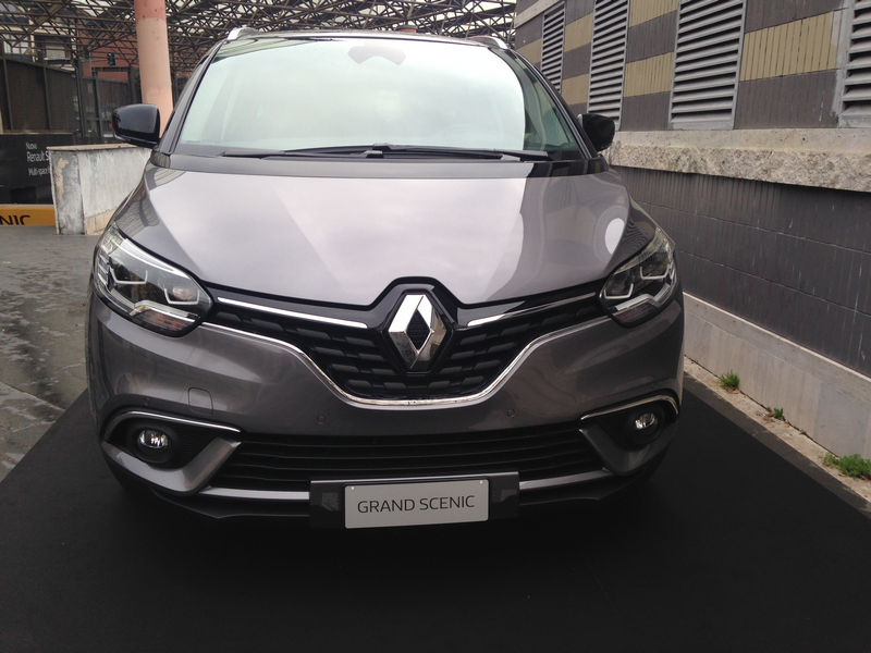 renault-temporary-cinema-roma-4