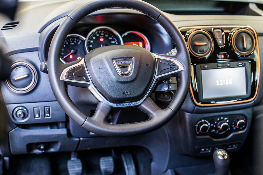 Dacia-serie-speciale-Brave-45