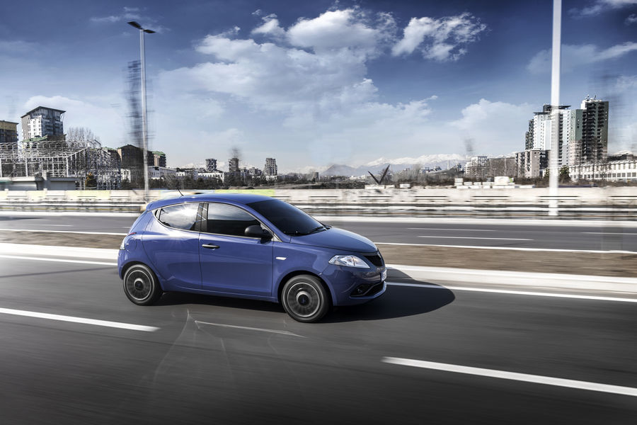 Lancia-Ypsilon-Unyca-7