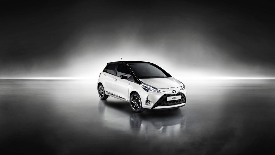 Nuova-Toyota-Yaris-2017-19