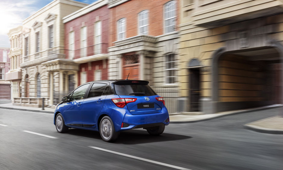 Nuova-Toyota-Yaris-2017-4
