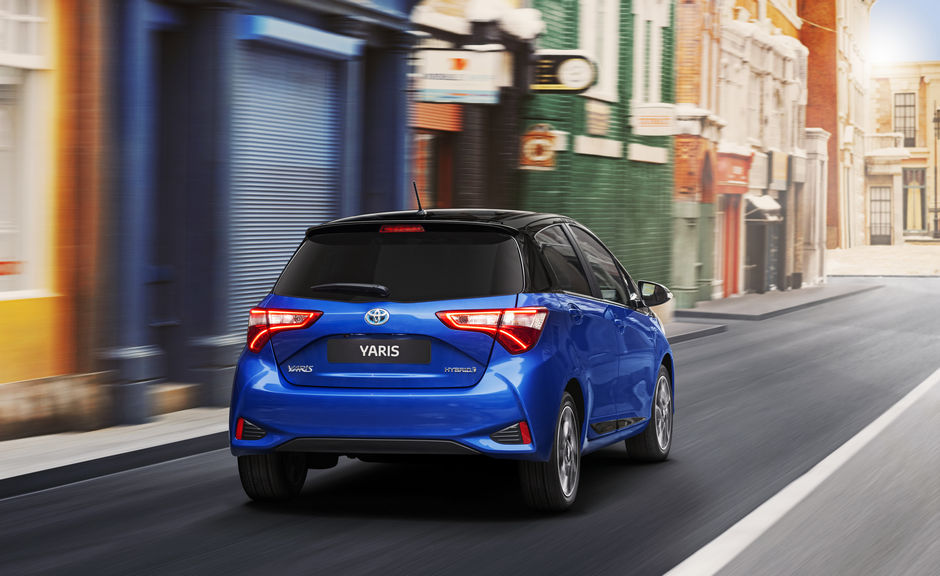 Nuova-Toyota-Yaris-2017-6