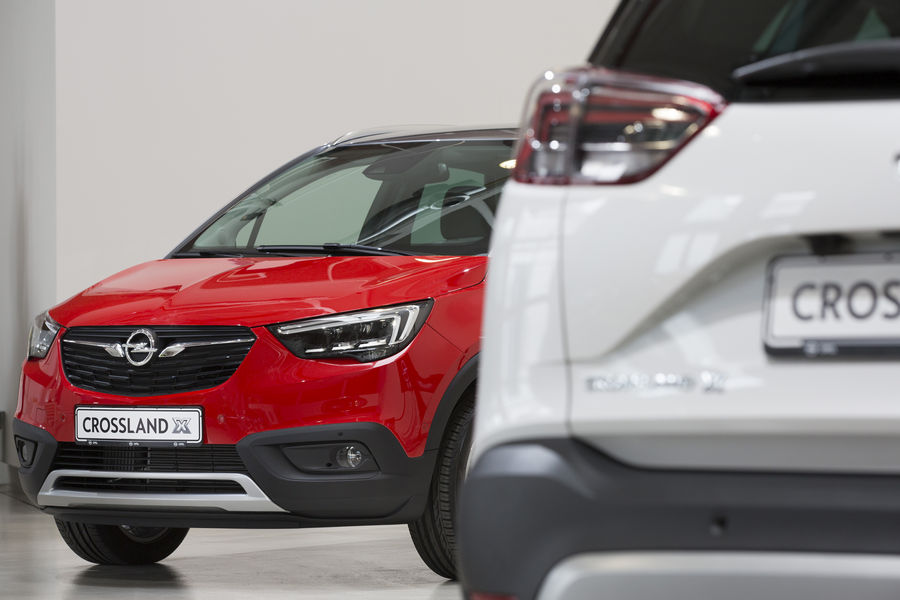 Opel-Crossland-X-prime-immagini-5