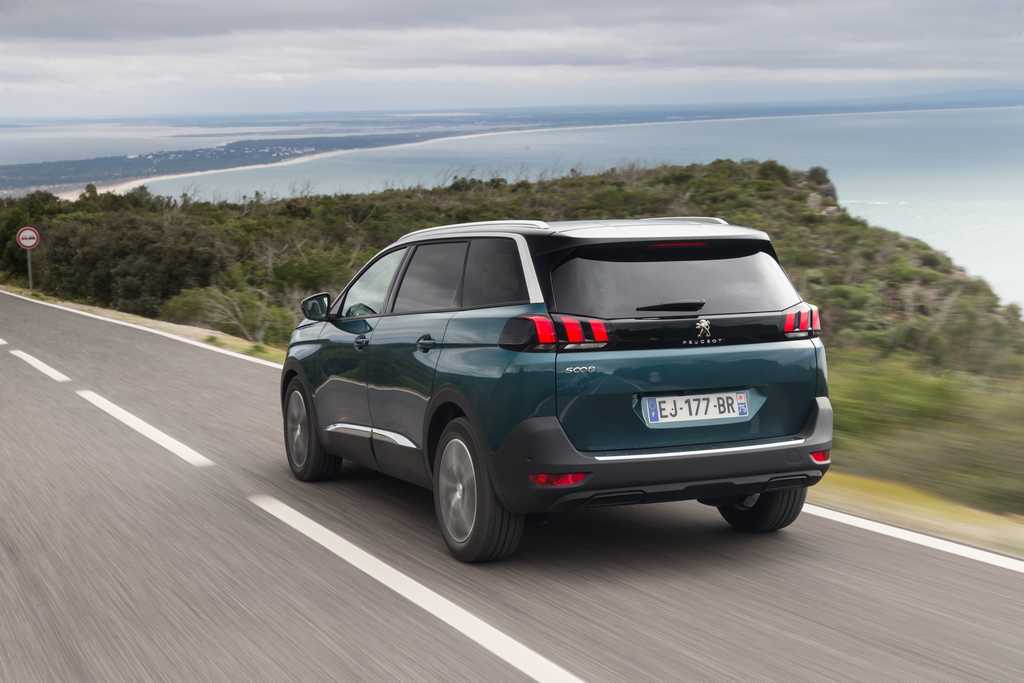 Peugeot 5008 (8)