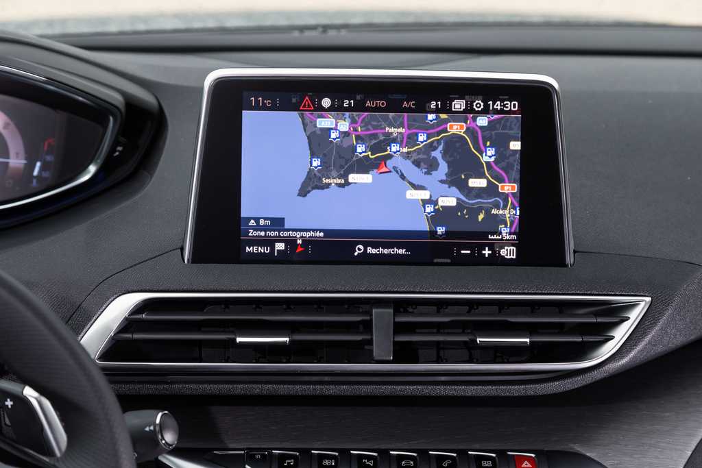 Peugeot 5008 (9)