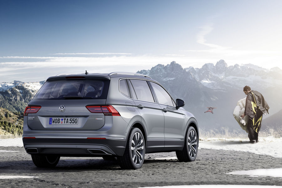 Volkswagen-Tiguan-Allspace-14