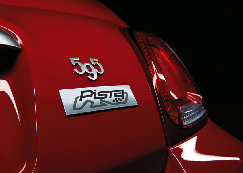 abarth-595-pista-ginevra-2017-2