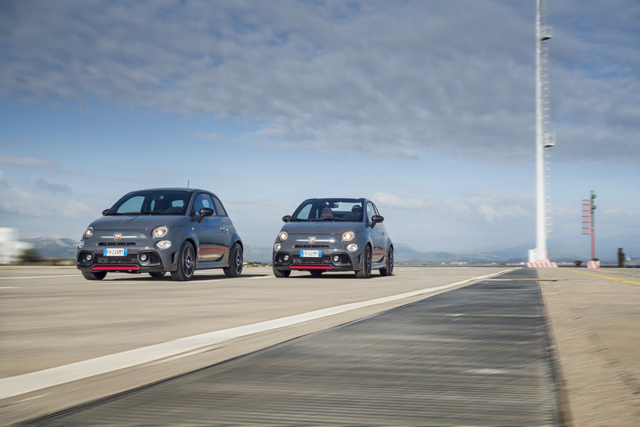 abarth-695-xsr-yamaha-limited-edition-1