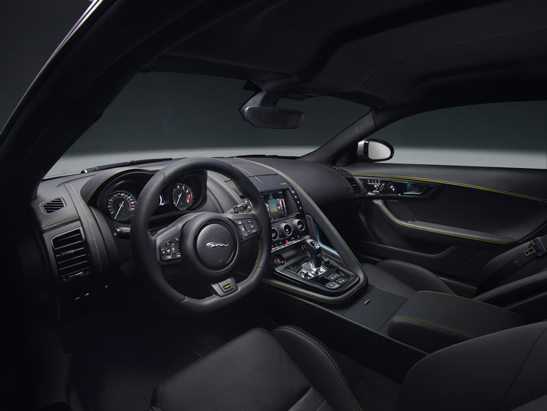 jaguar-f-type-2018-my-39