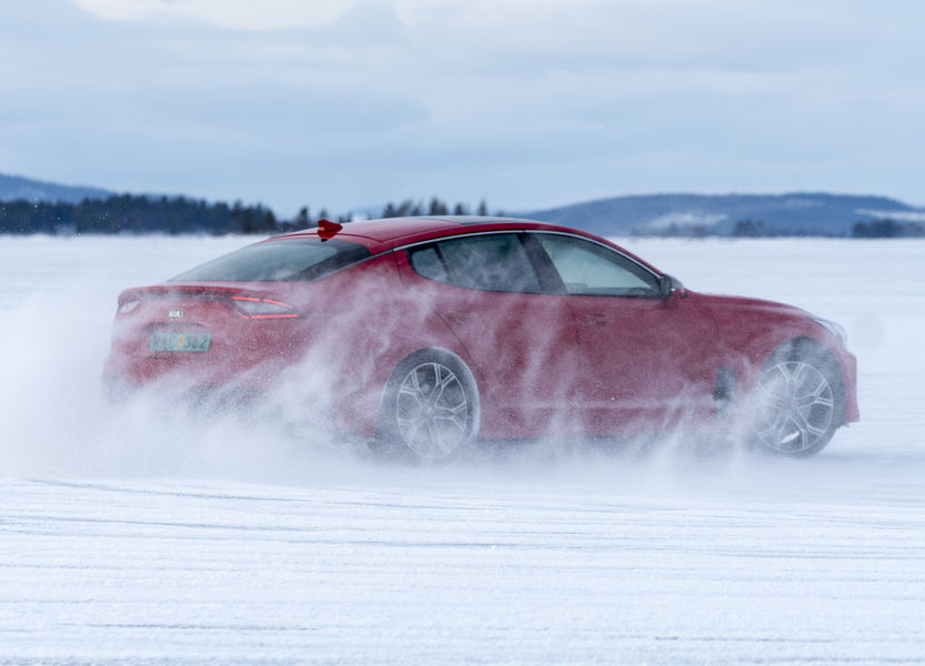 kia-stinger-test-neve-artico-6