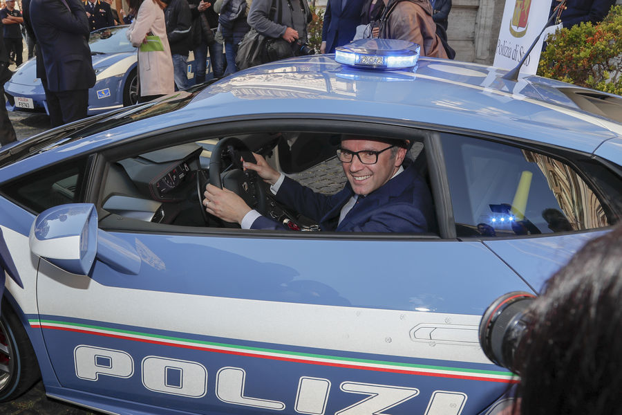 lamborghini-huracan-polizia-7