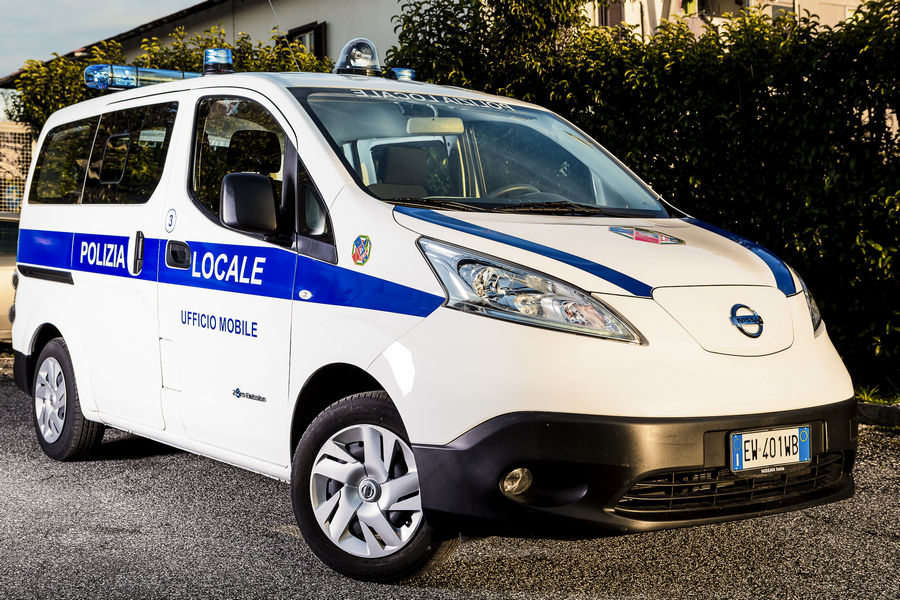 nissan-e-nv200-polizia-municipale-magliano-sabina-12