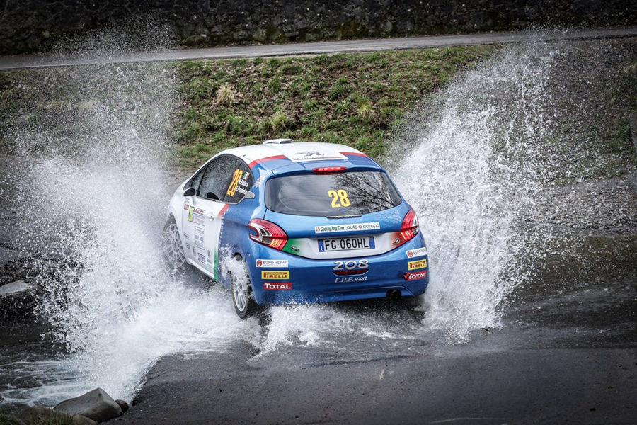 peugeot-208-r2-rally-junior-3