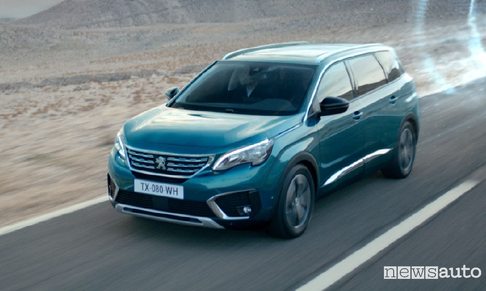 peugeot-5008-spot