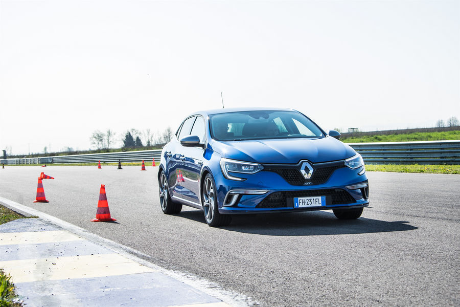 renault-gamma-sport-modena-13