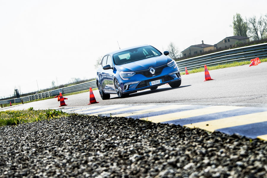 renault-gamma-sport-modena-19