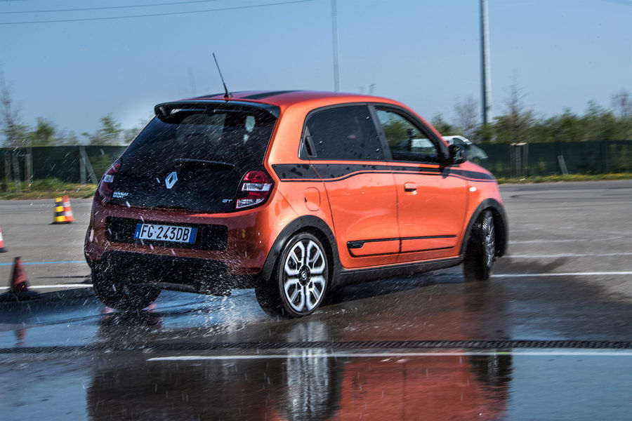renault-gamma-sport-modena-32