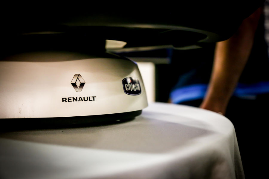 renault-rugby-chicco-the-dream-cradle-2