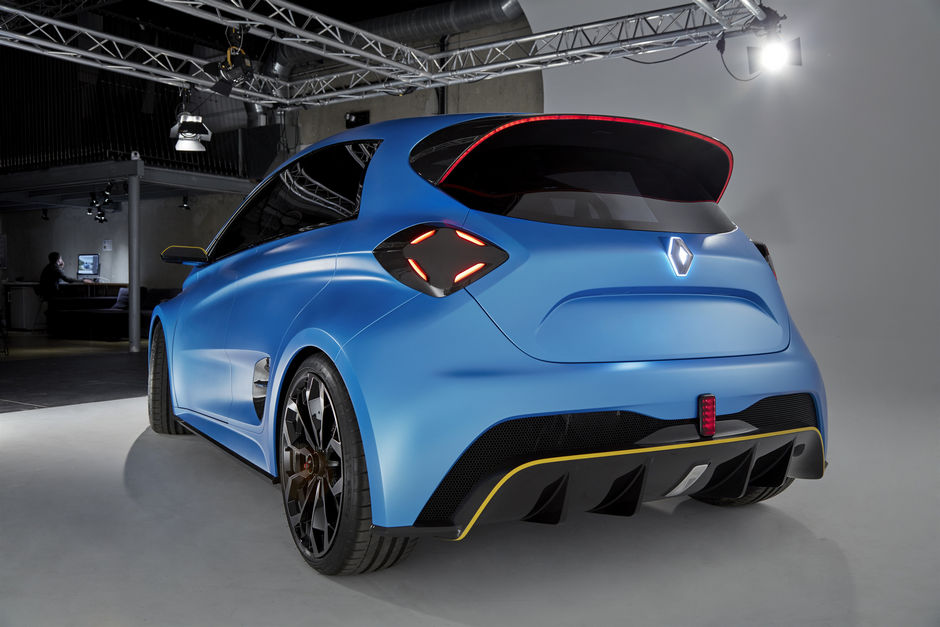 renault-zoe-e-sport-concept-ginevra-2017-14