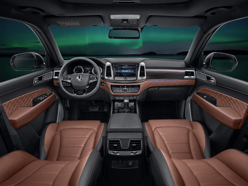 ssangyong-rexton-1
