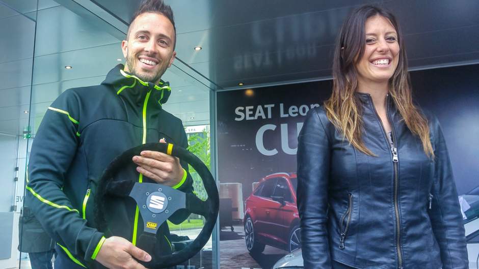 Dovizioso_Seat_Leon_Cupra_Fedeli_Volante