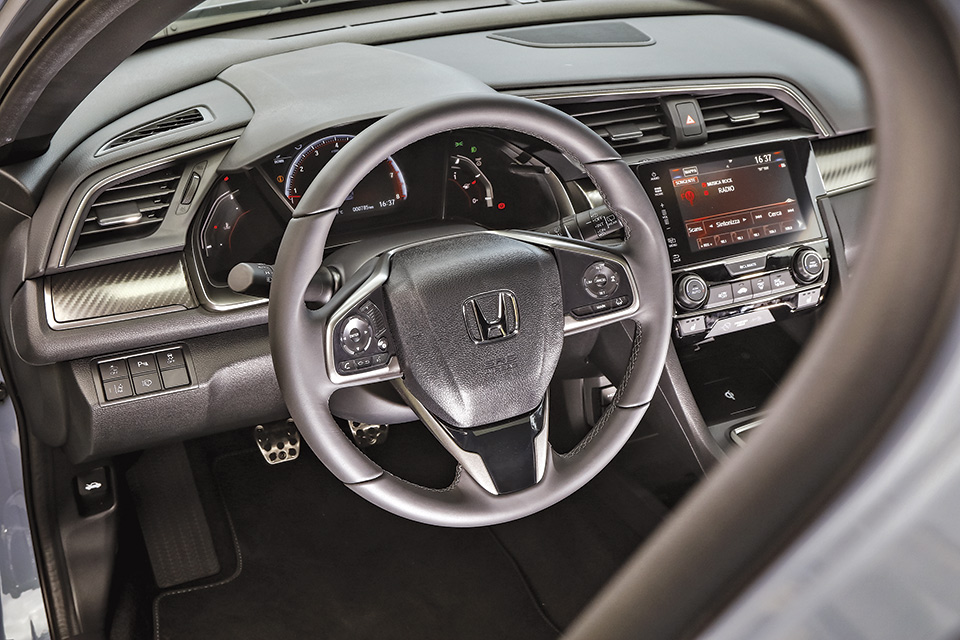 Honda_Civic_Sport_2017_Interni_01