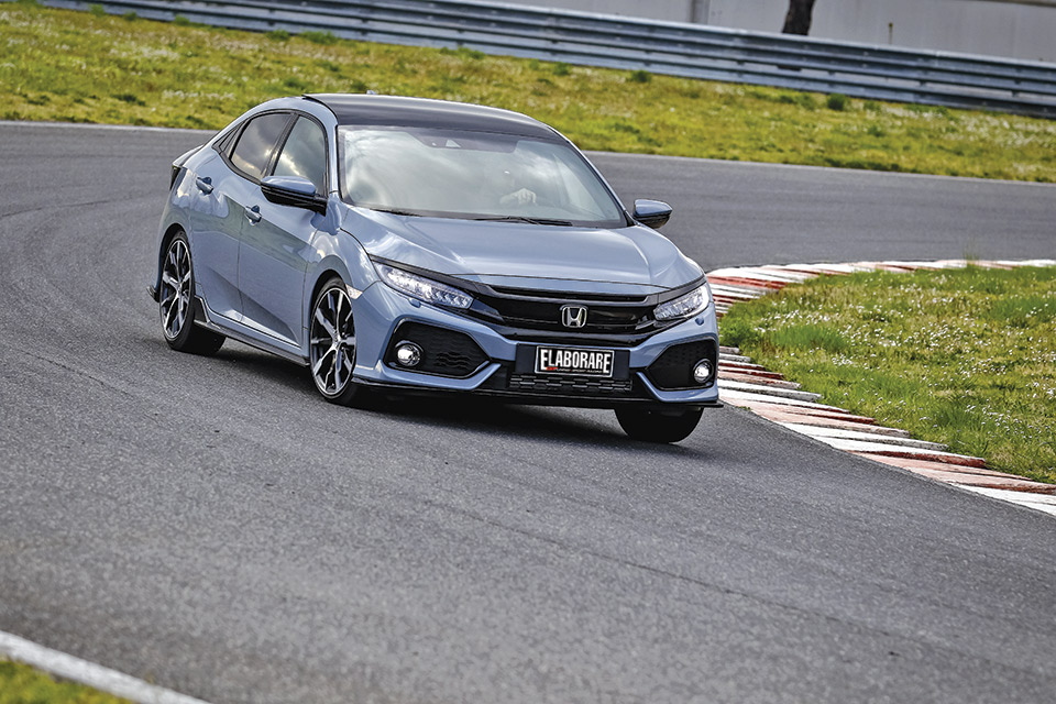 Honda_Civic_Sport_2017_Isam_08