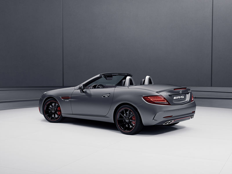 Mercedes-Benz SLC RedArt Edition