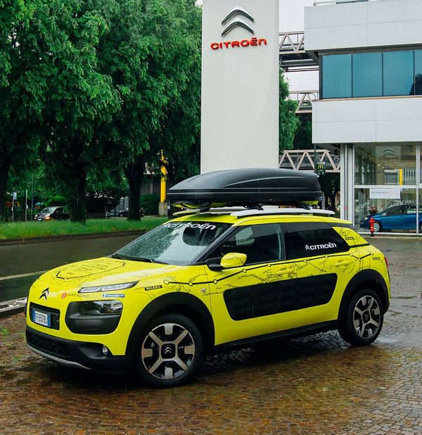 citroen-c4-cactus-avventura-gialla-3