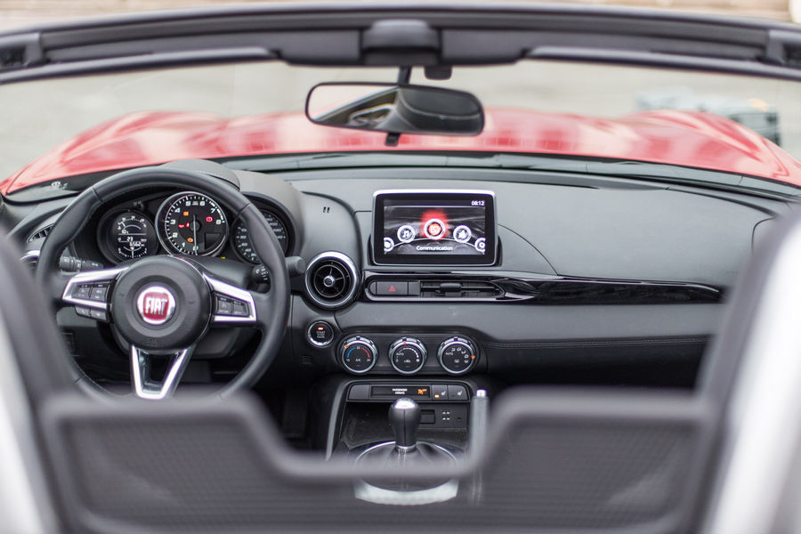 fiat-124-spider-francia-2017-14
