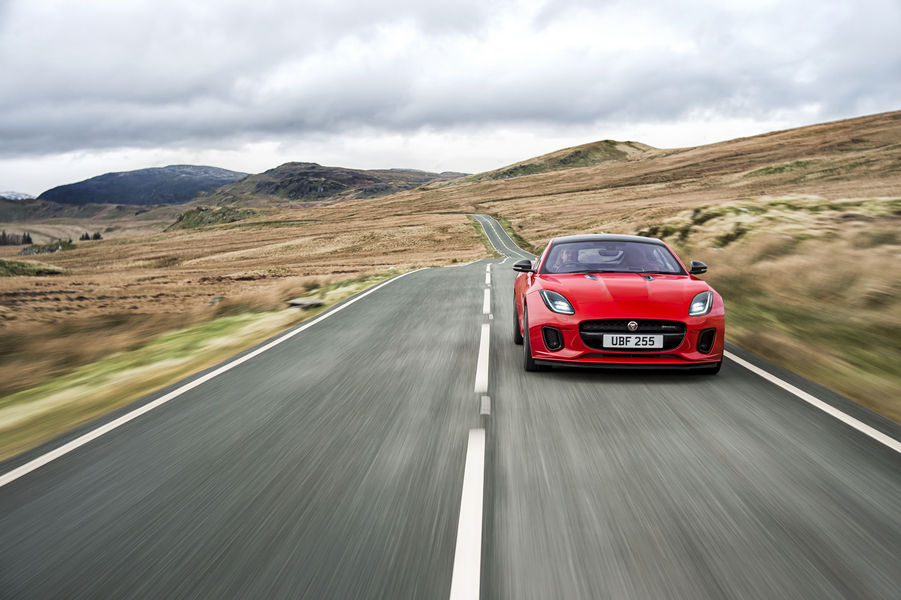jaguar-f-type-quattro-cilindri-6